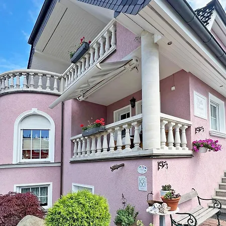 Vivien, Ostsee Huehnergott App 3 Гёрен